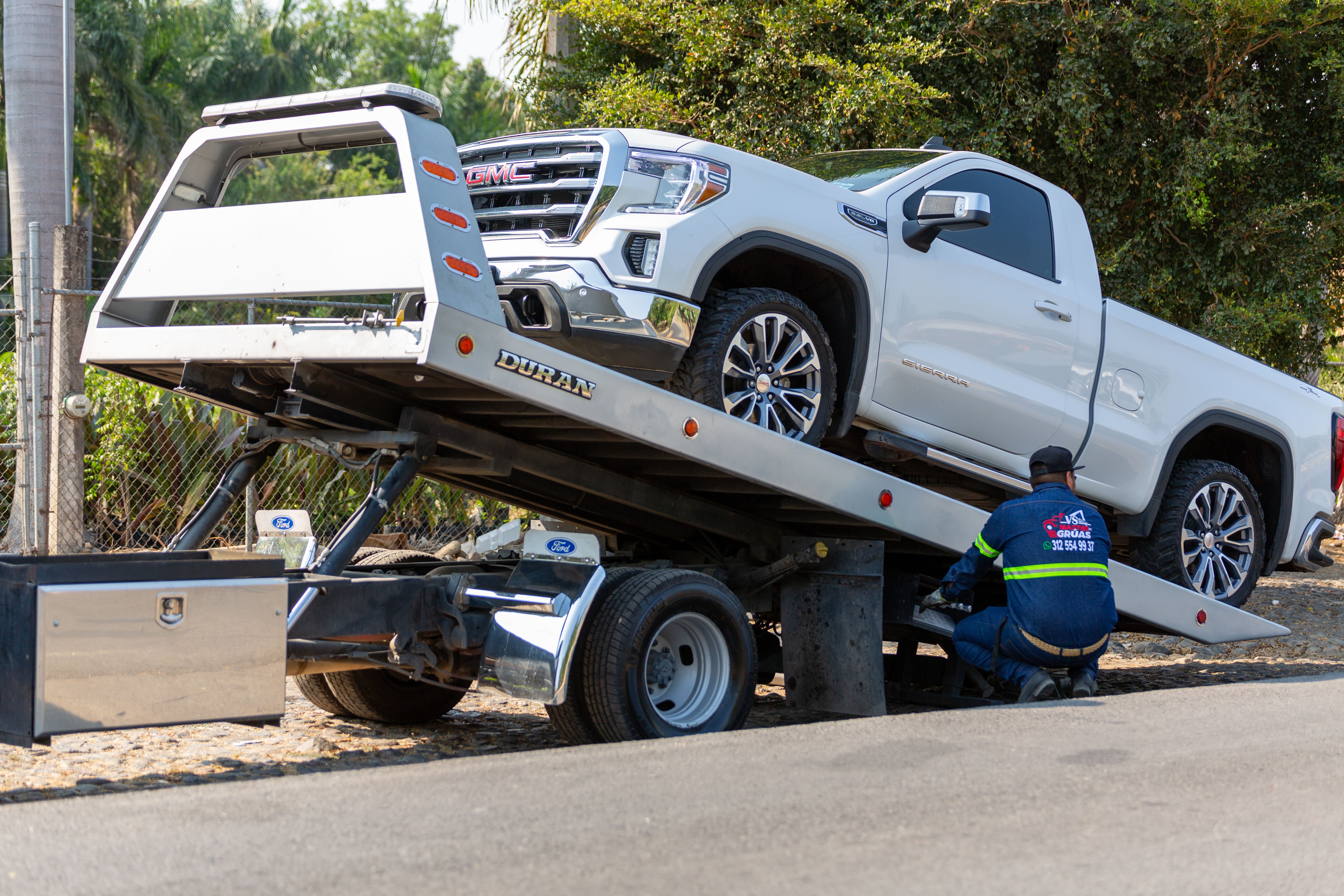 Vehicle being transported safely